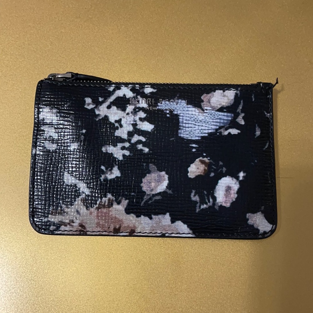 Henri bendel coin purse